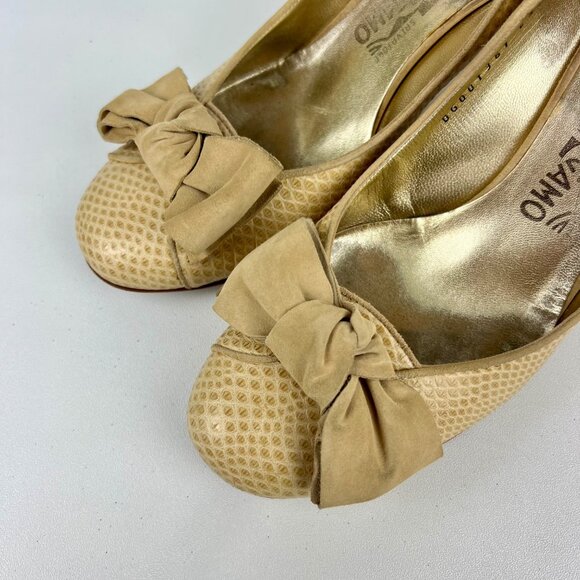 Salvatore Ferragamo Womens Tan Snake Embossed Leather Pumps Suede Bow size 9.5 - Picture 8 of 16